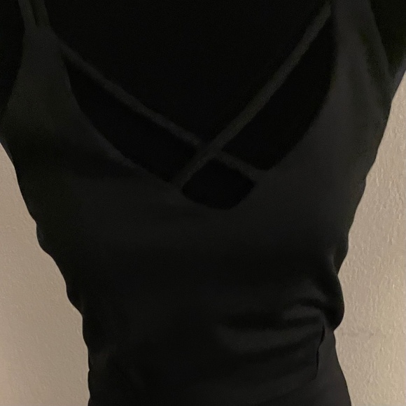 Bar lll  BodyCon Peplum detail Dress - Picture 4 of 12